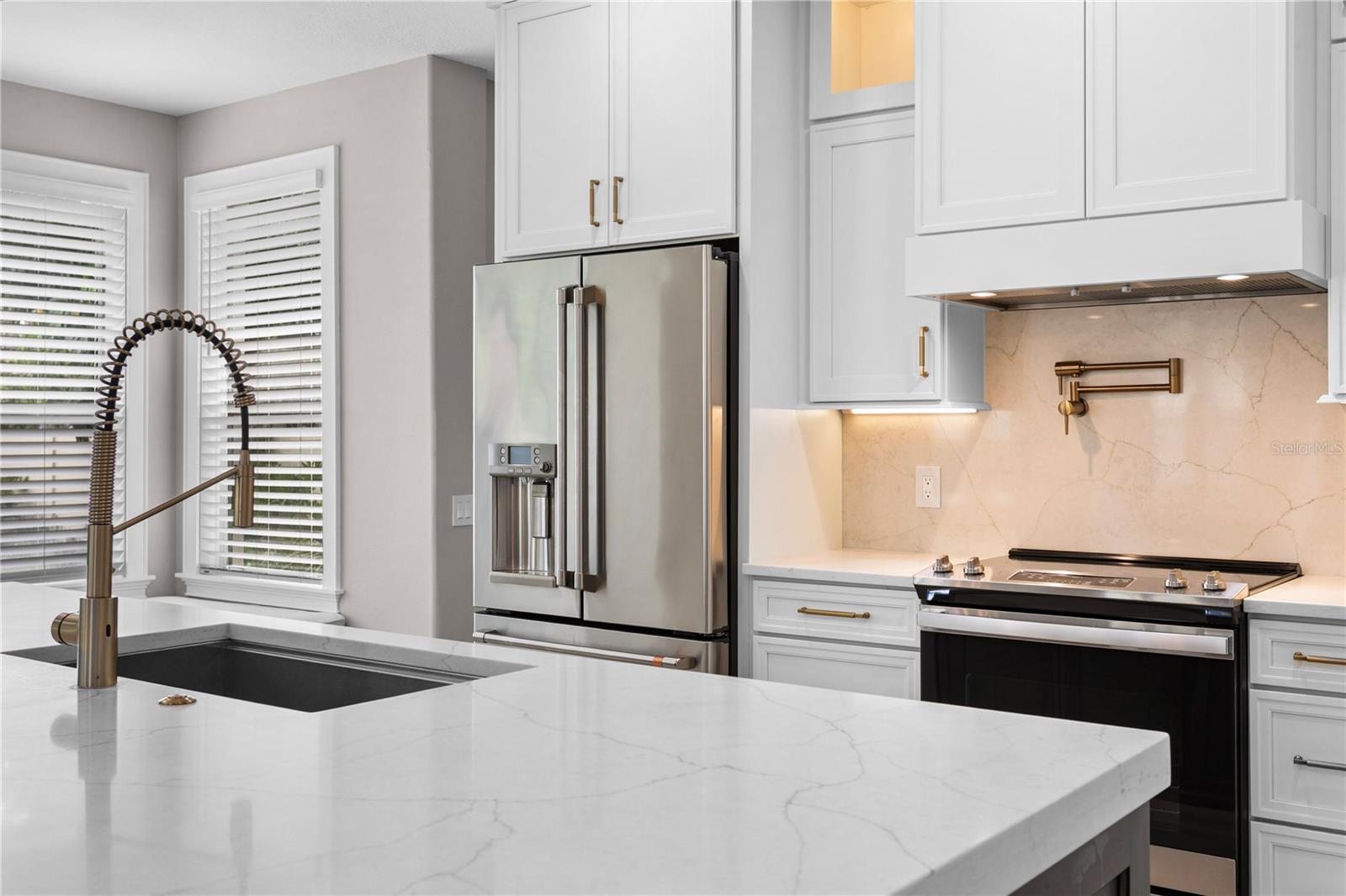 NATIVE WOODS - Residential