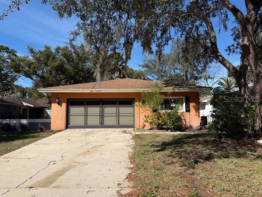 Photo of 13017 Club Drive, Hudson, FL 34667 (MLS # TB8475189)