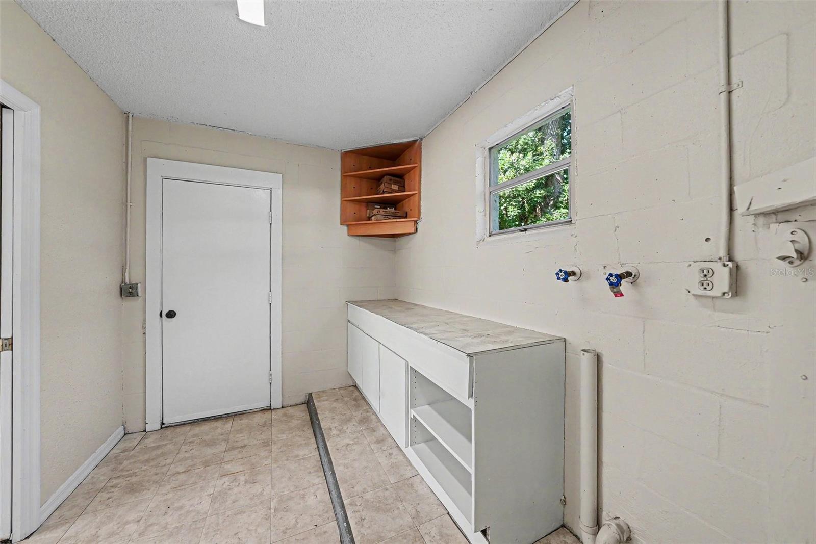 NICKS H R - Residential