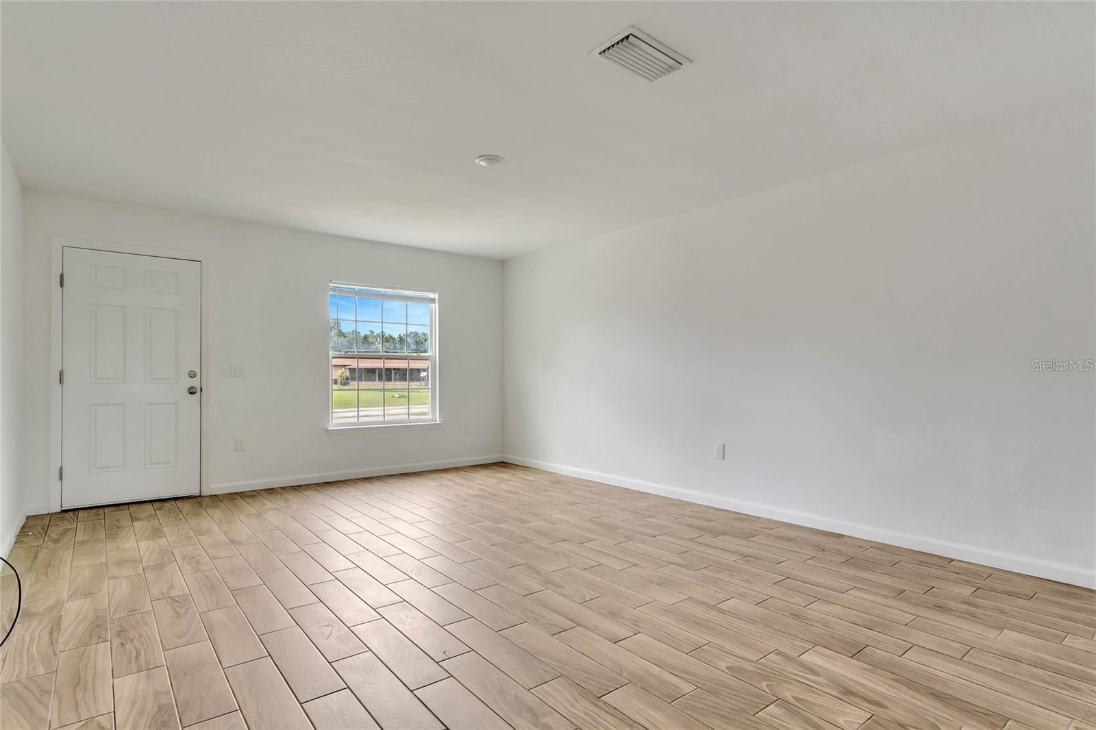 808 ABBEVILLE COURT A & B
