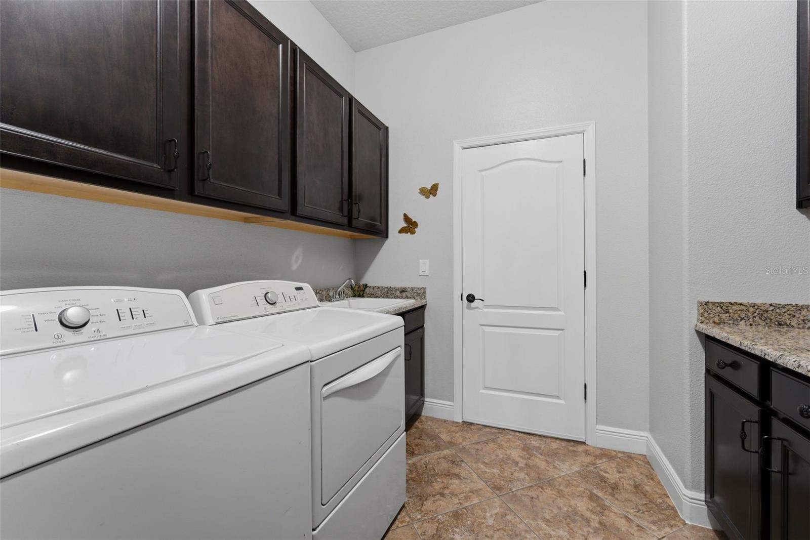 RYE WILDERNESS ESTATES PH III - Residential