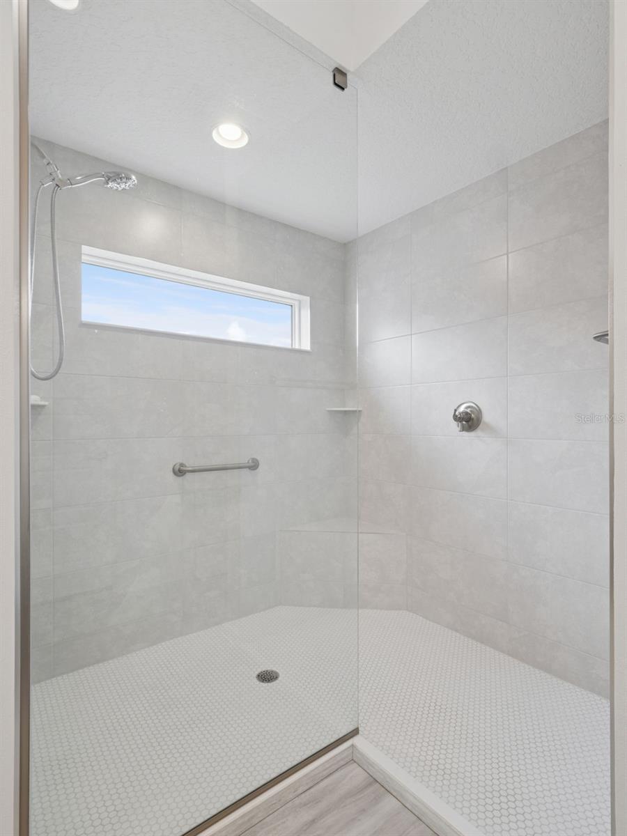 THE VILLAGES OF WEST LAKE - Residential