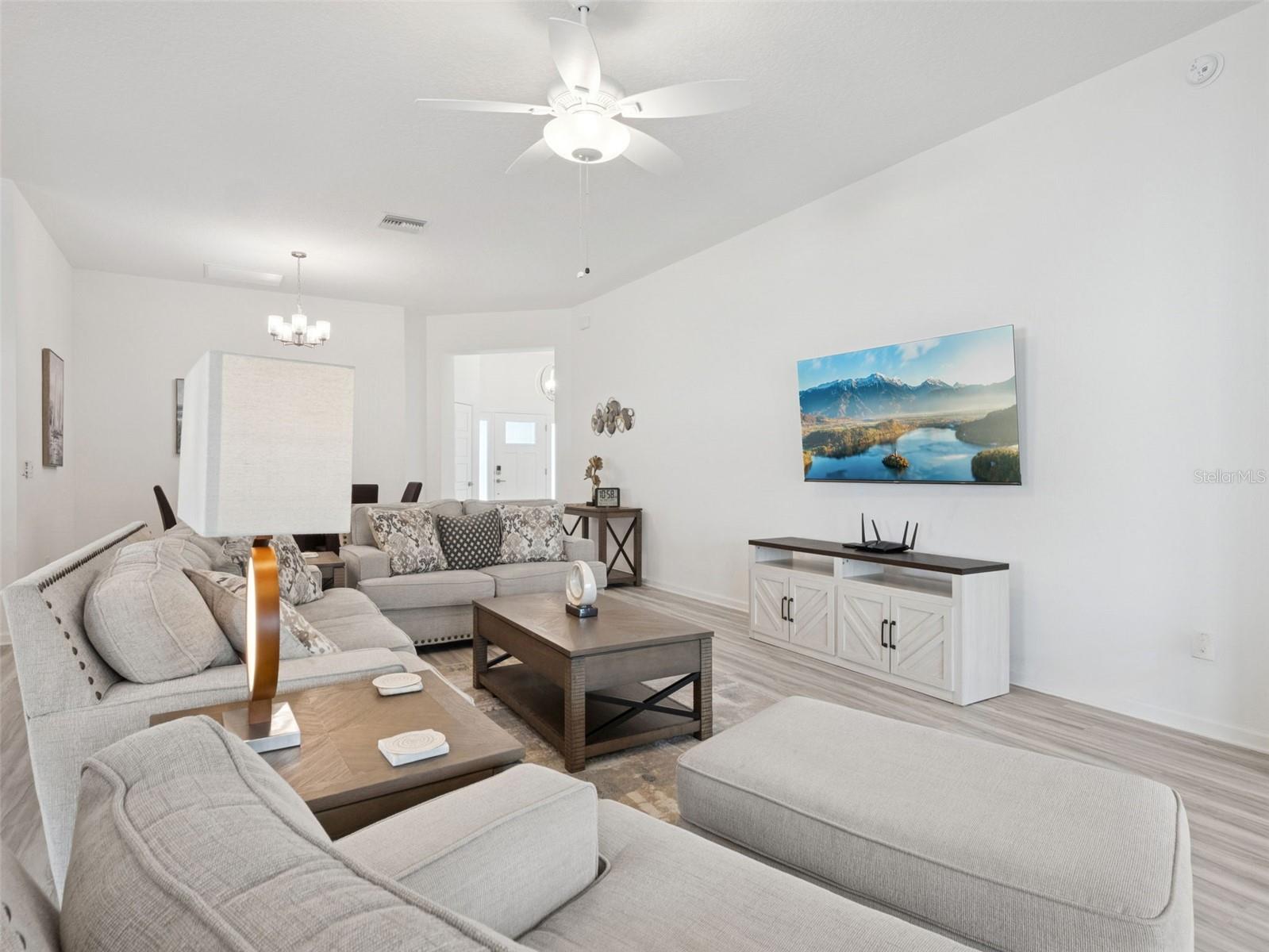 THE VILLAGES OF WEST LAKE - Residential