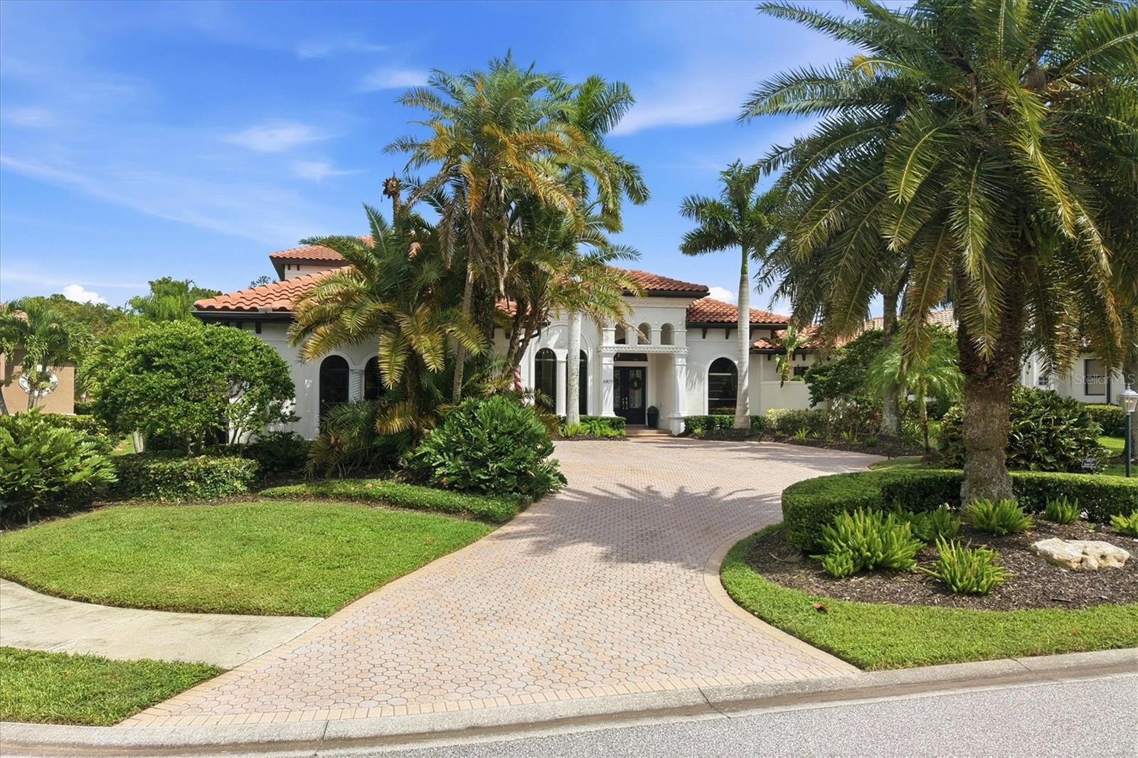6809 BELMONT COURT