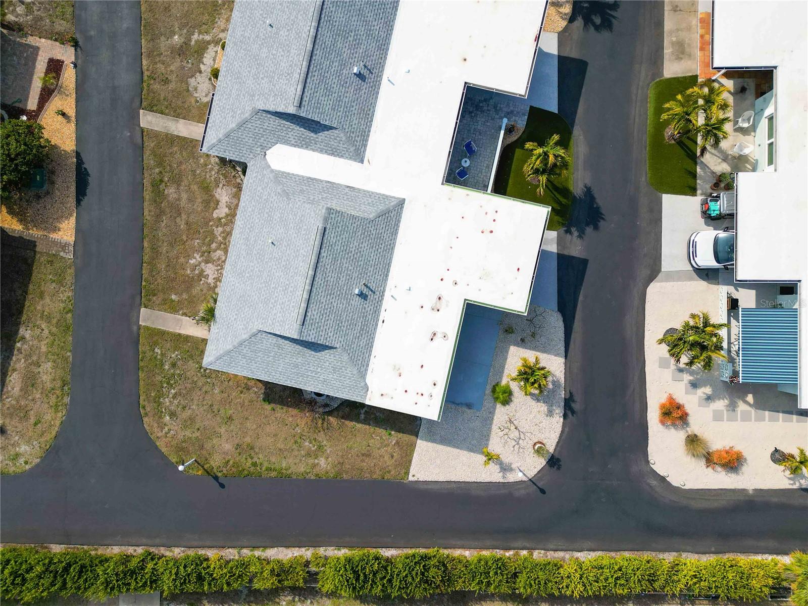 BEACH MANOR VILLAS SOUTH - Residential