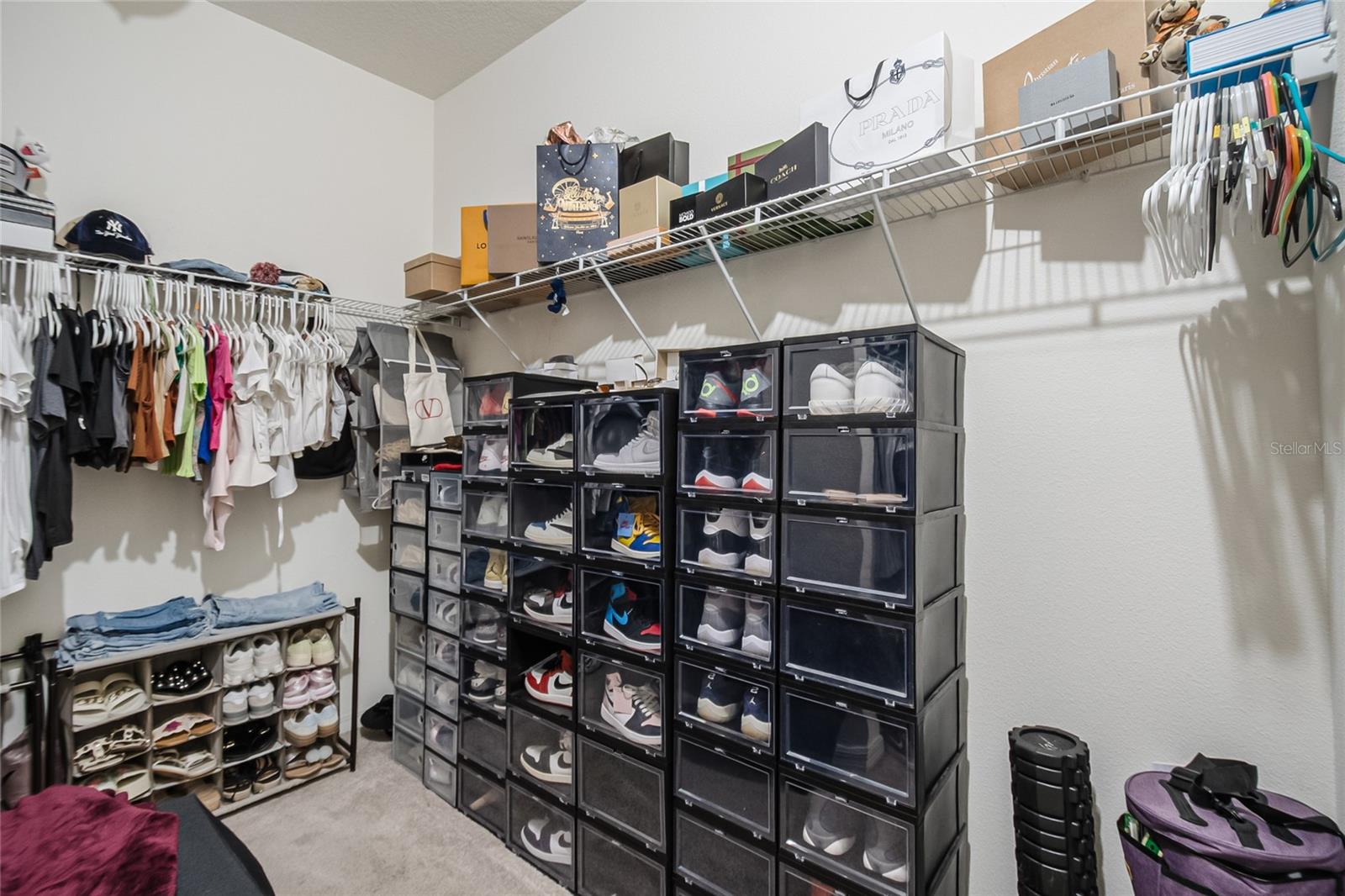 NOVA POINTE PH 2 - Residential