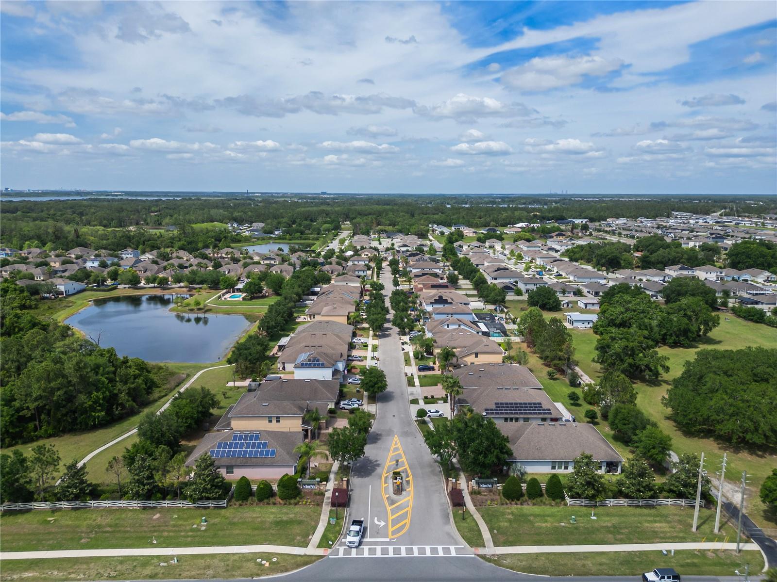 NOVA POINTE PH 2 - Residential