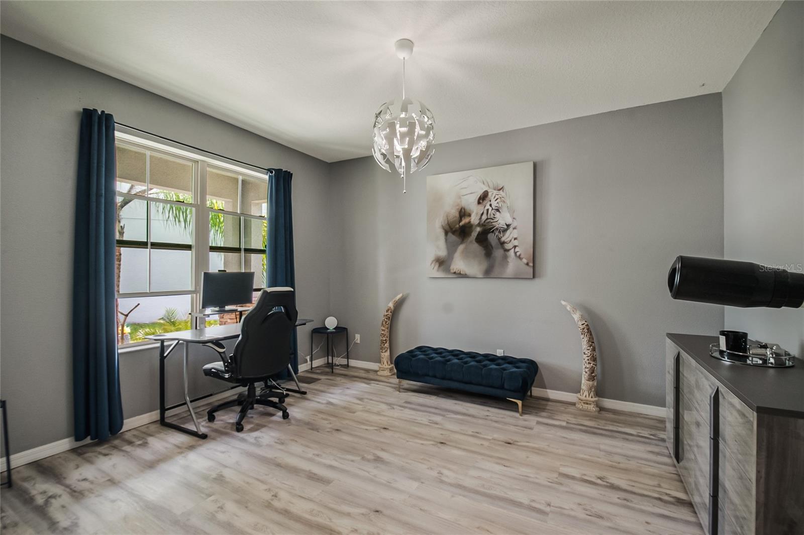 NOVA POINTE PH 2 - Residential