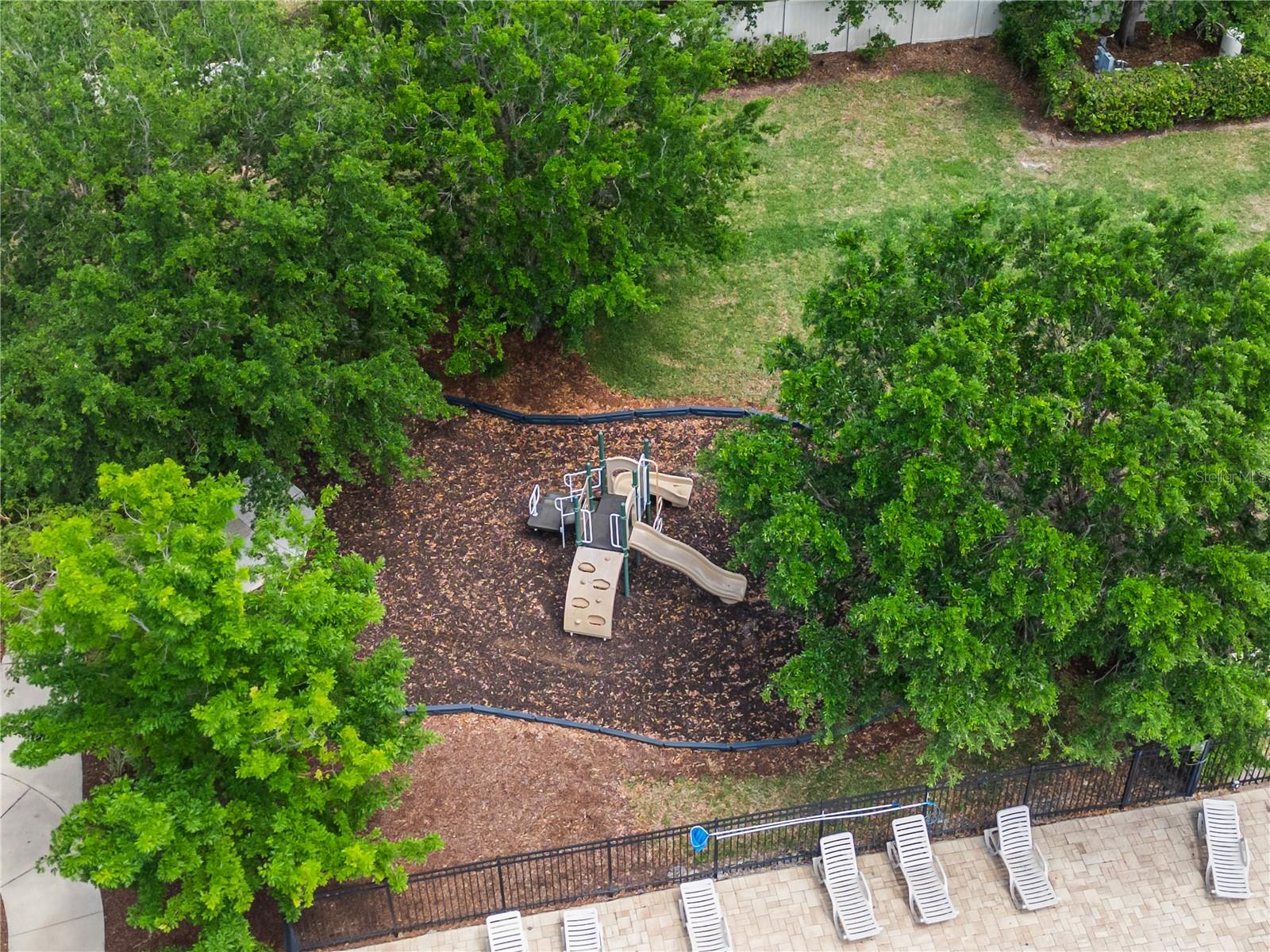 NOVA POINTE PH 2 - Residential