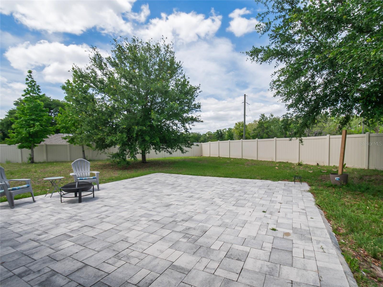 NOVA POINTE PH 2 - Residential