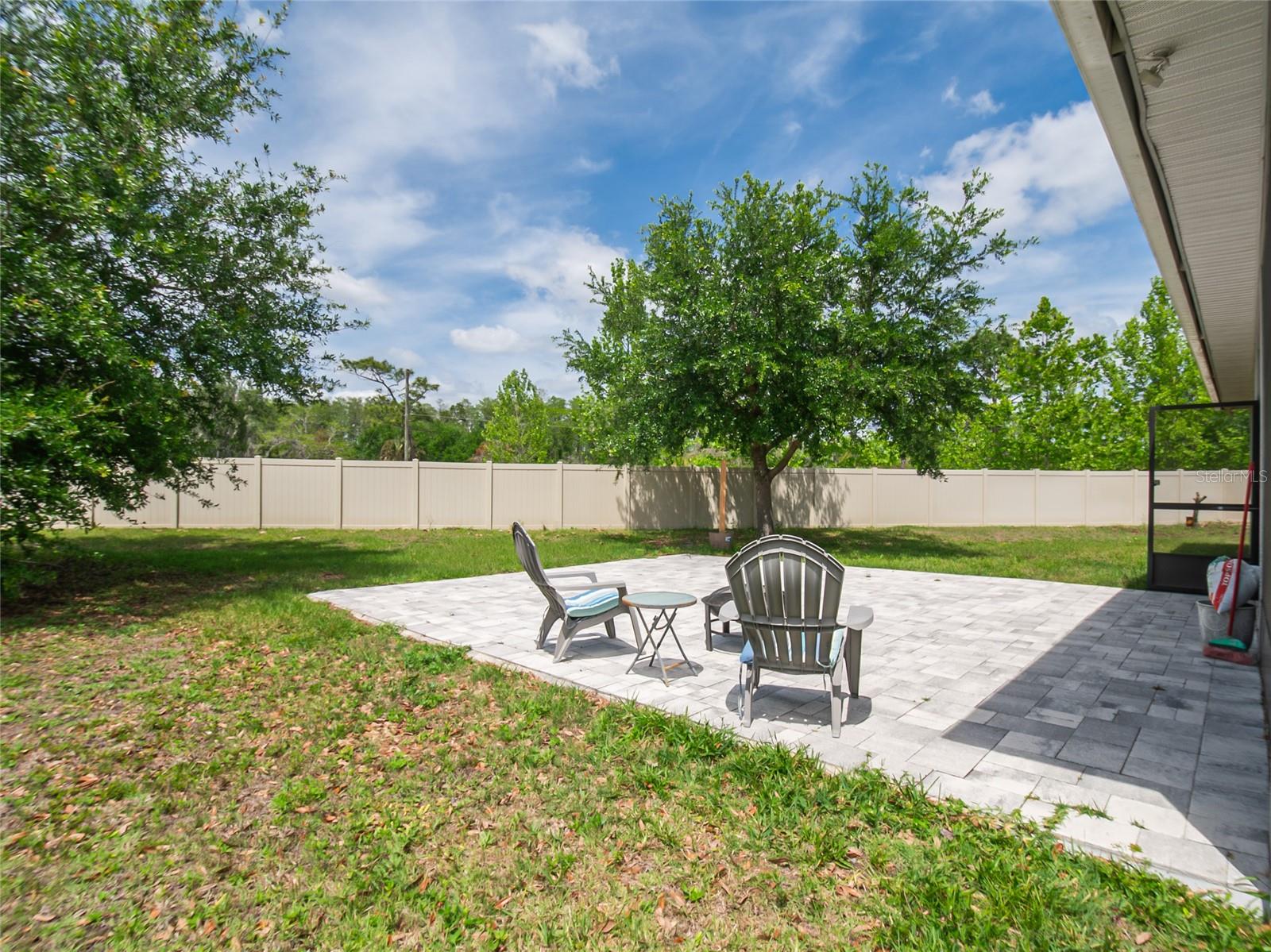 NOVA POINTE PH 2 - Residential