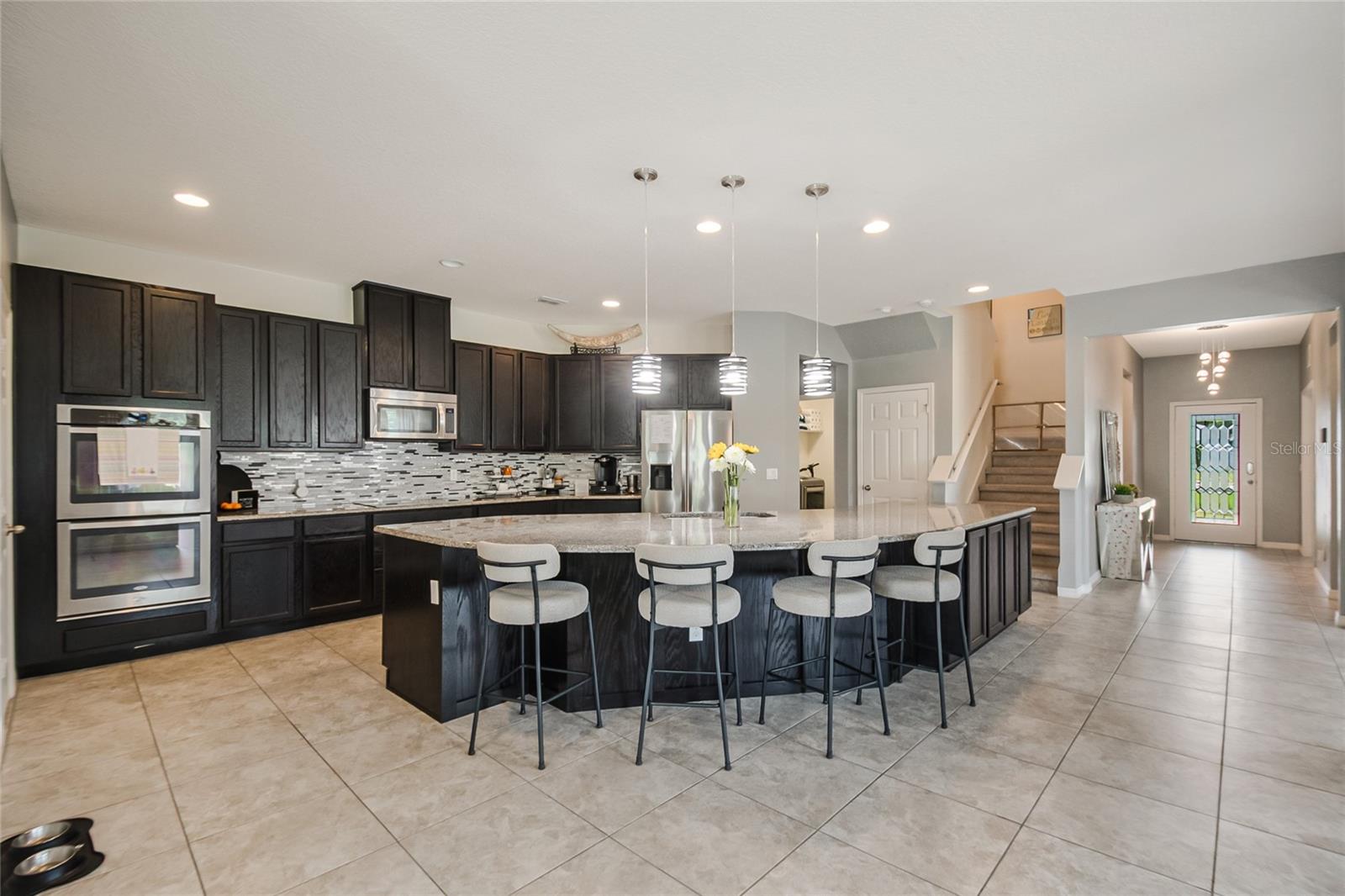 NOVA POINTE PH 2 - Residential