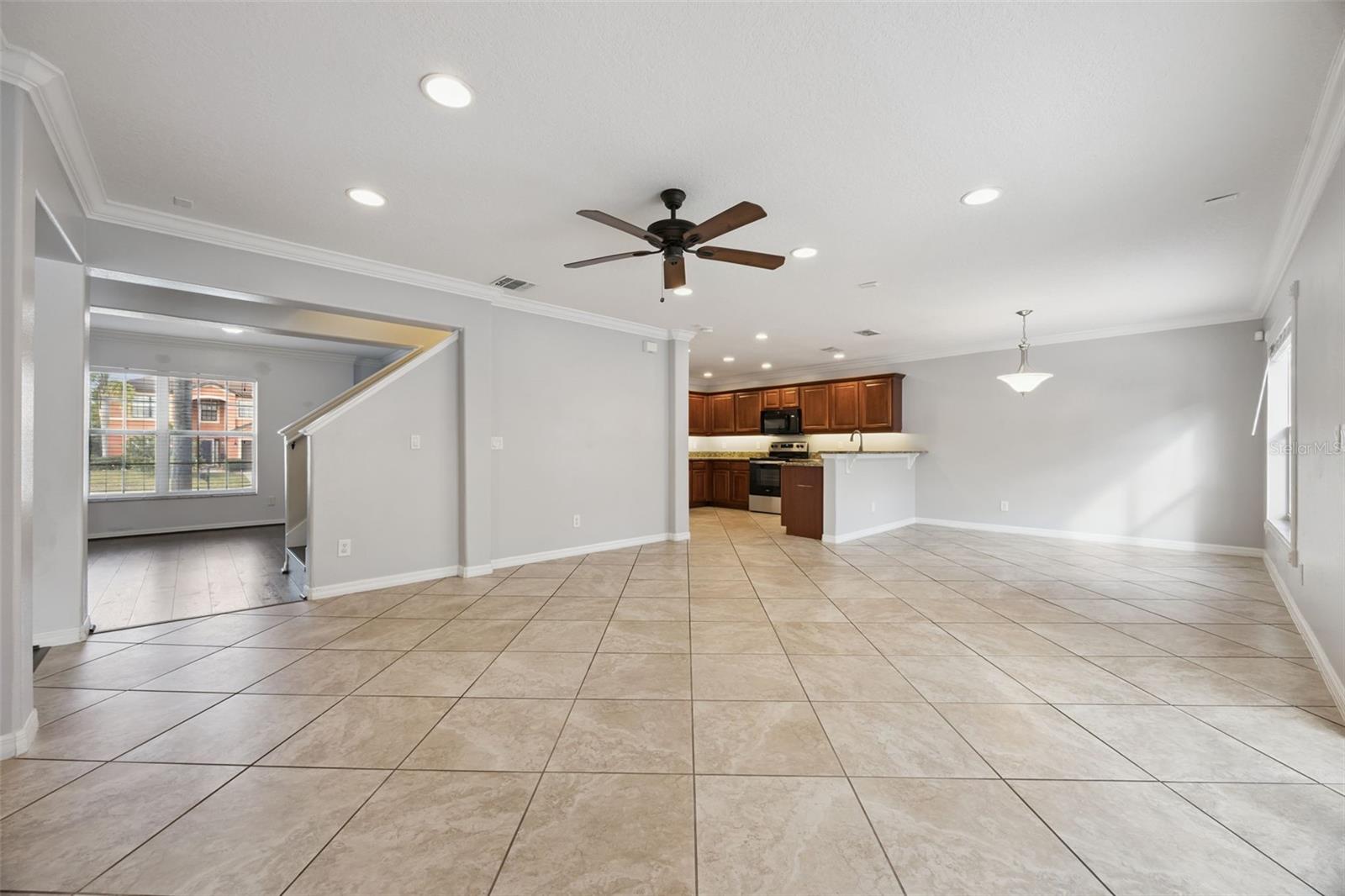 FULLERS XING PH 03 A-G - Residential