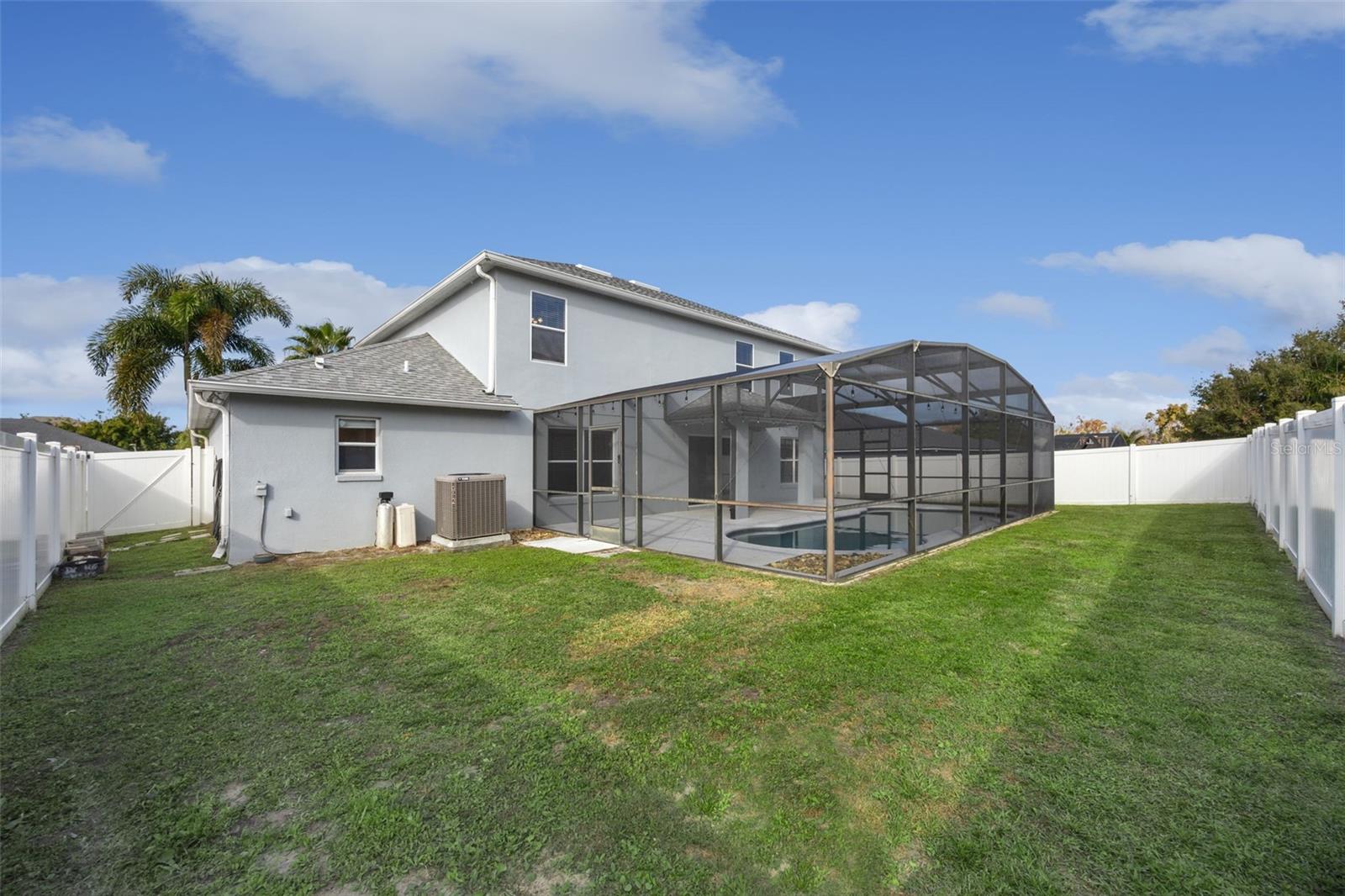 FULLERS XING PH 03 A-G - Residential