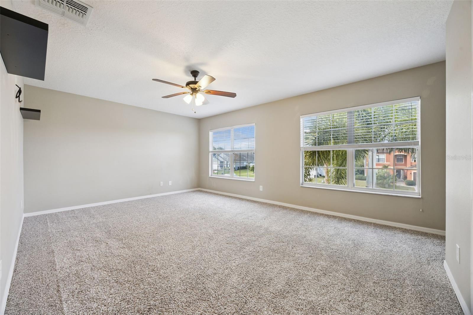 FULLERS XING PH 03 A-G - Residential