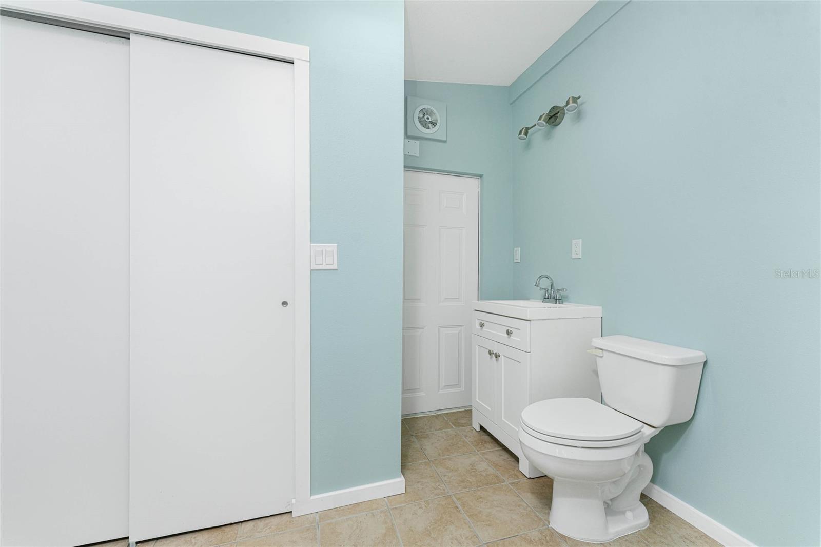 GULF BAY COOP - Residential