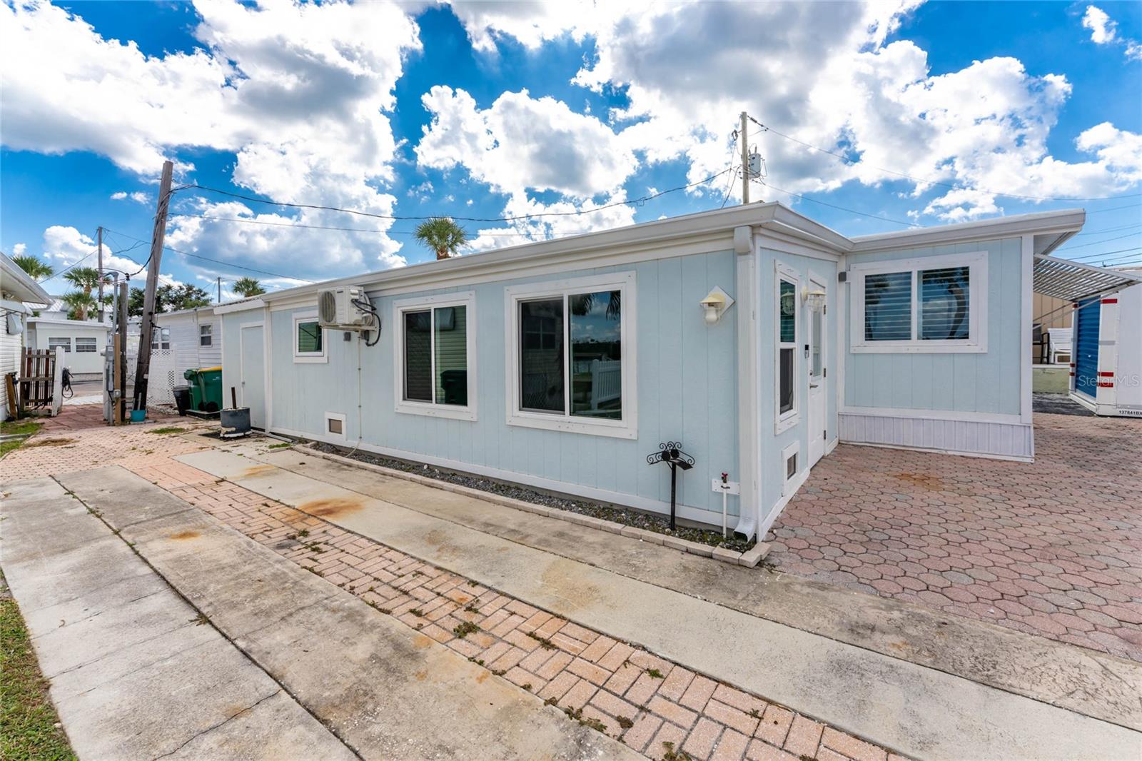 GULF BAY COOP - Residential