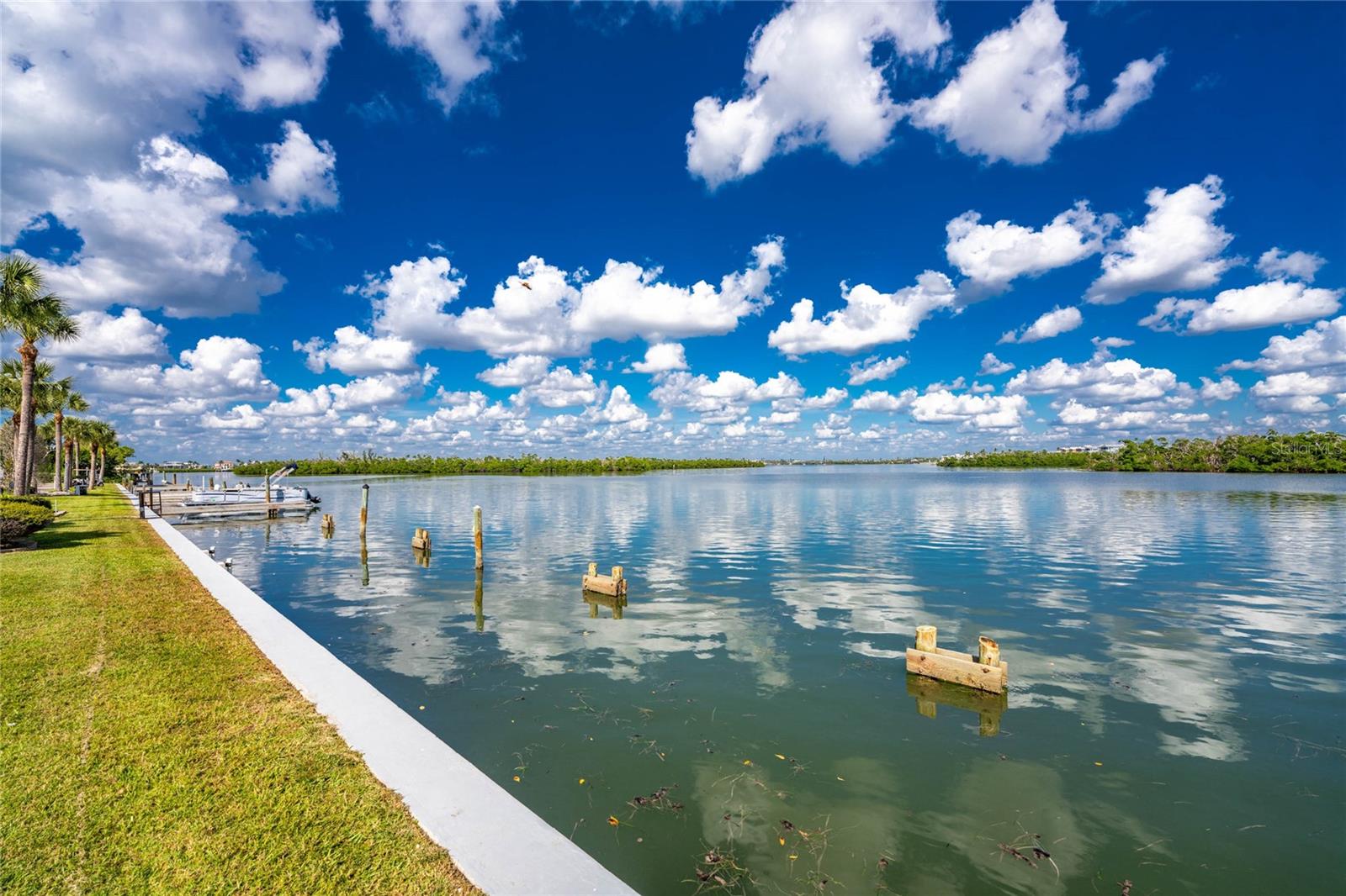 GULF BAY COOP - Residential