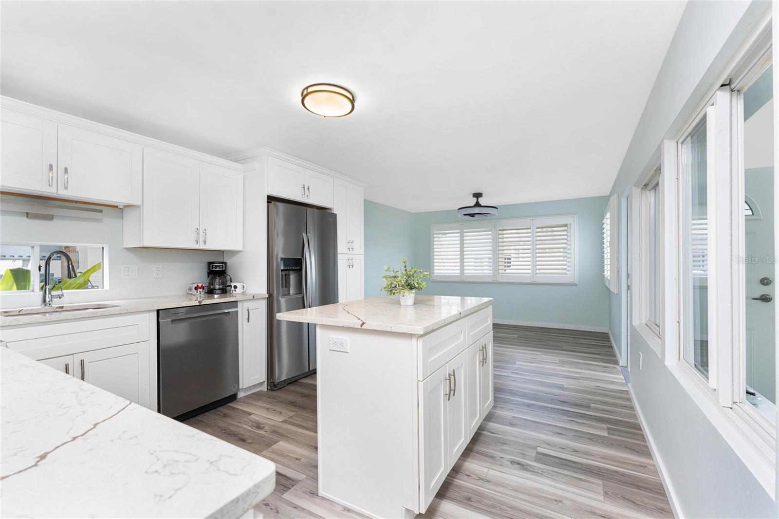 GULF BAY COOP - Residential