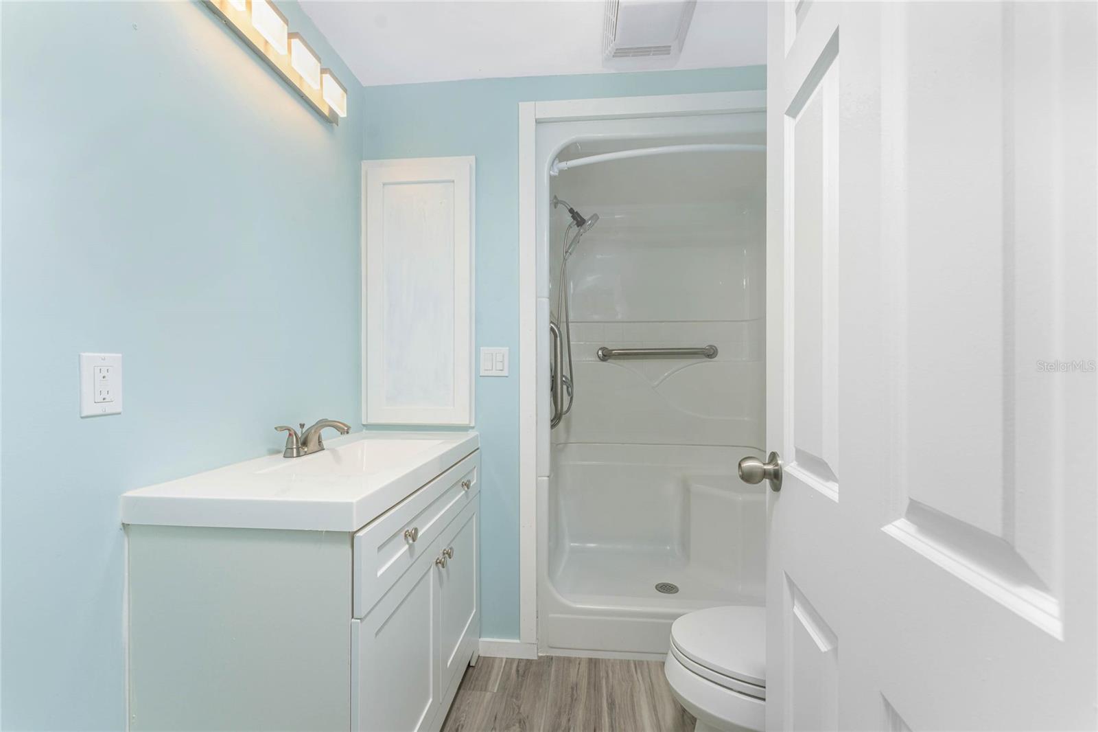 GULF BAY COOP - Residential