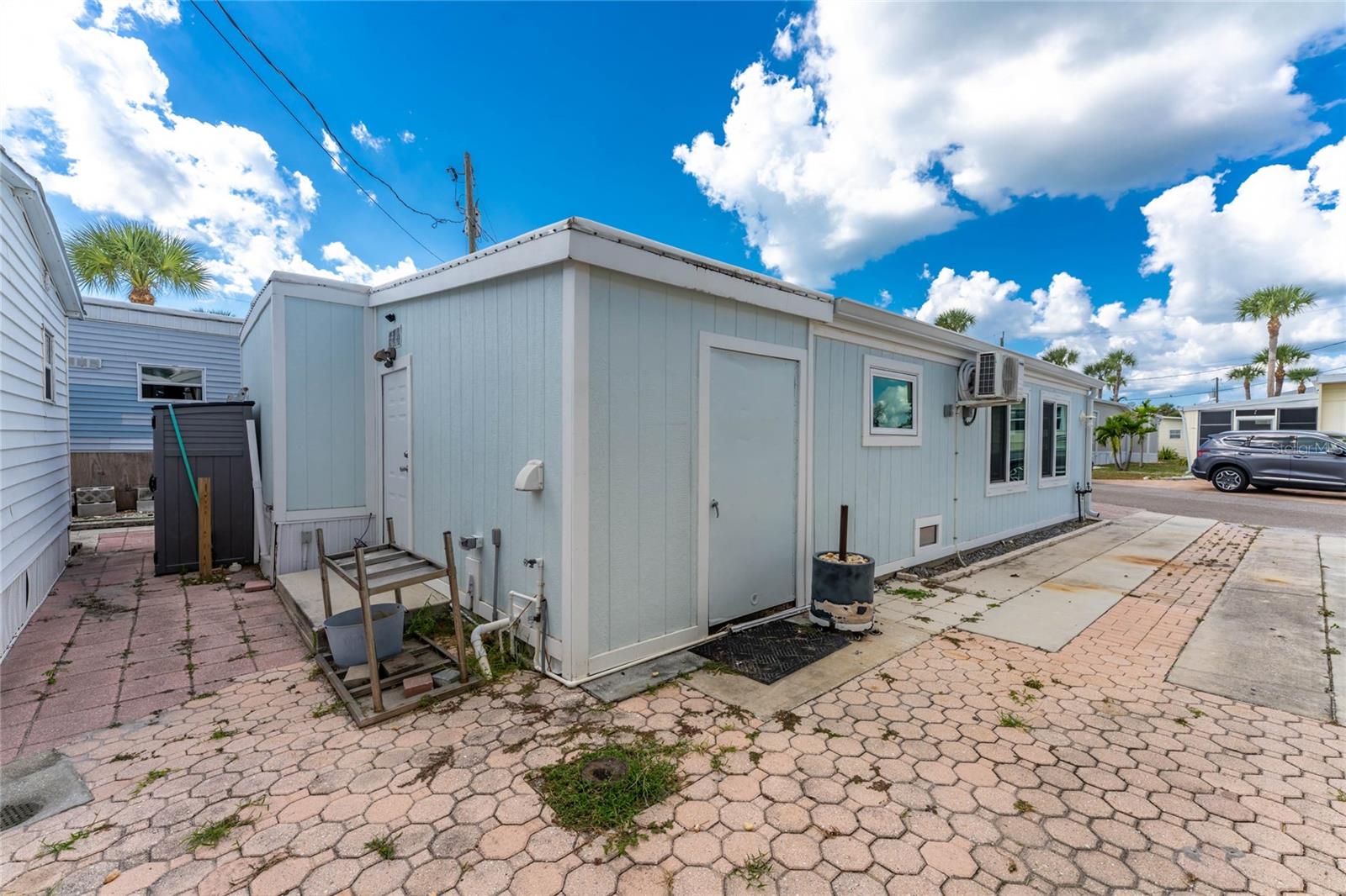 GULF BAY COOP - Residential