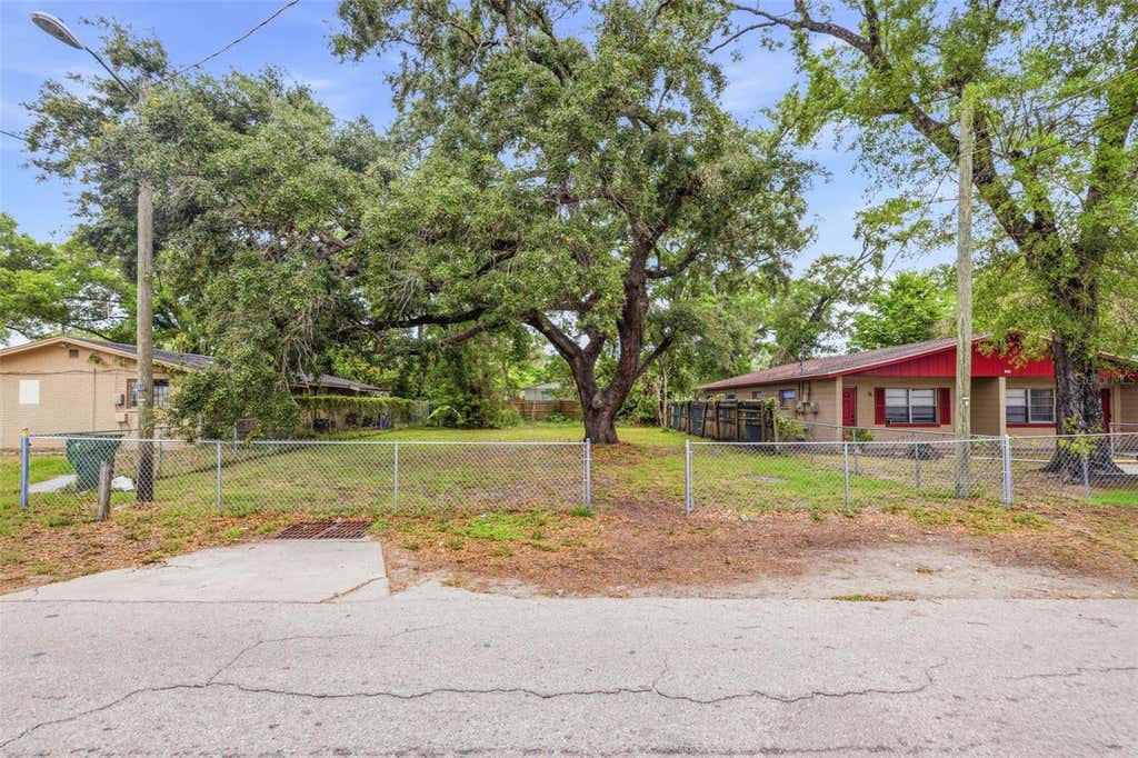 Photo of 1706 E Idell Street, Tampa, FL 33604 (MLS # TB8540083)