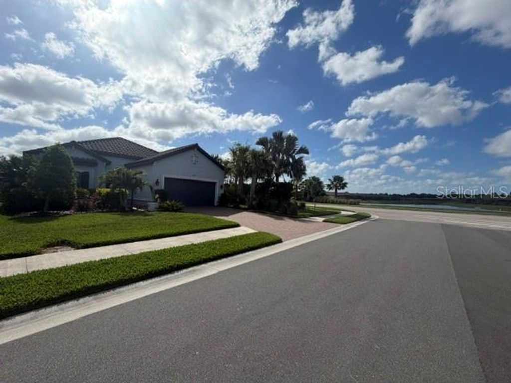 Photo of 6289 Mesa Glen, Bradenton, FL 34203 (MLS # TB8498251)