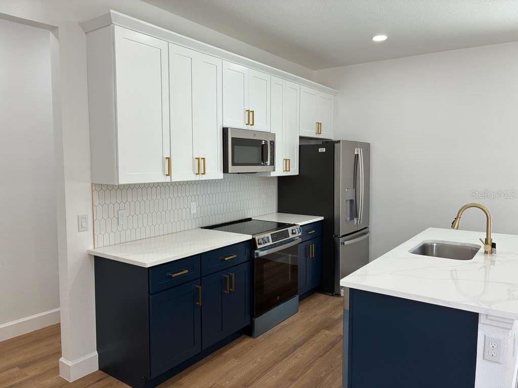 SILVER SPGS SHORES UN 36 - Residential