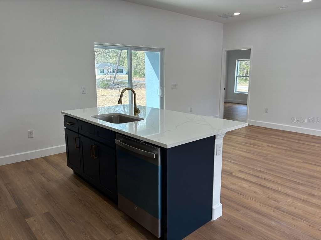 SILVER SPGS SHORES UN 36 - Residential