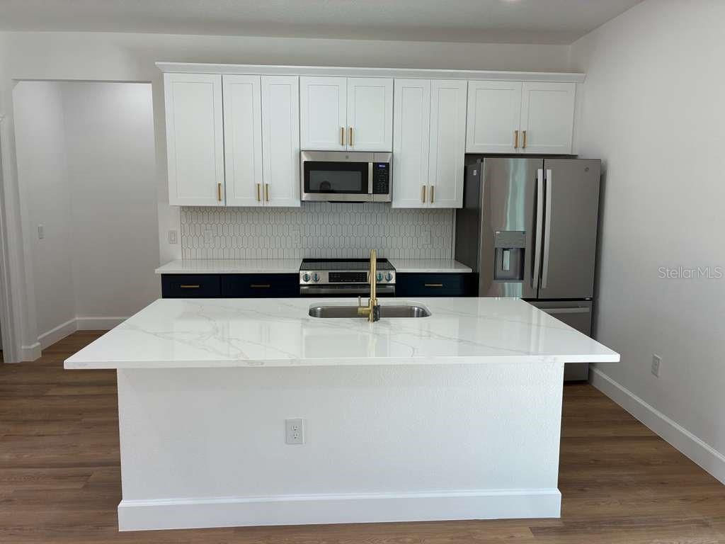 SILVER SPGS SHORES UN 36 - Residential