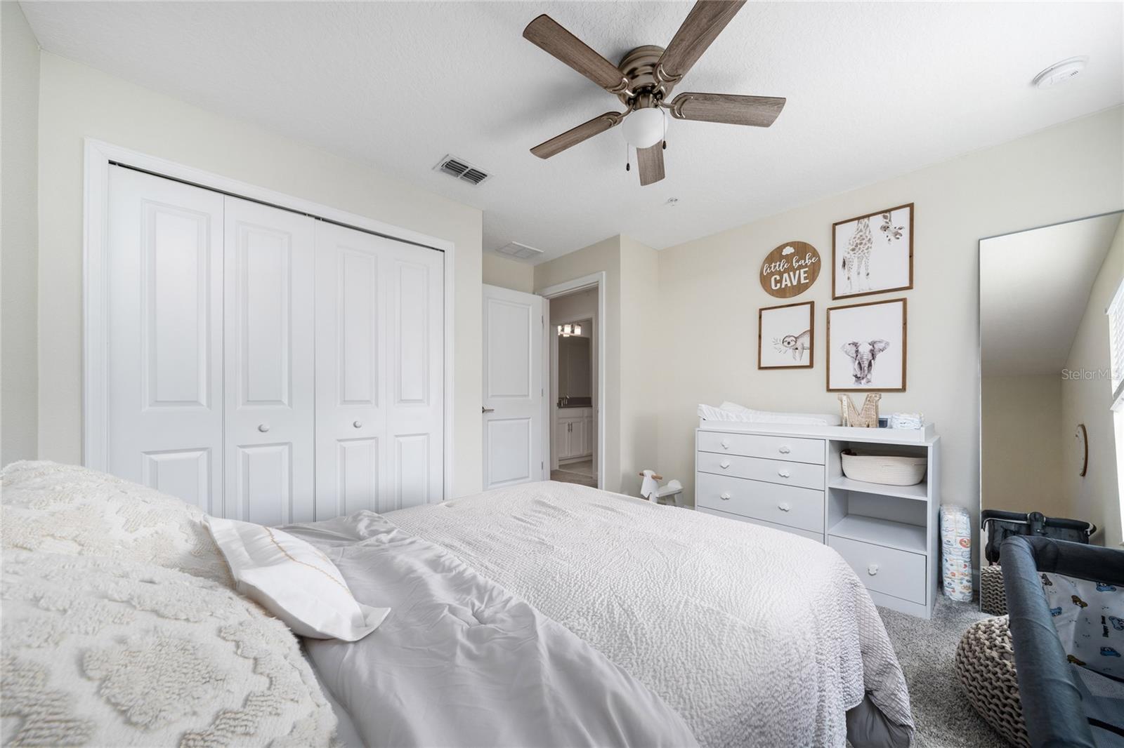 STOREY PK-PH 5 - Residential