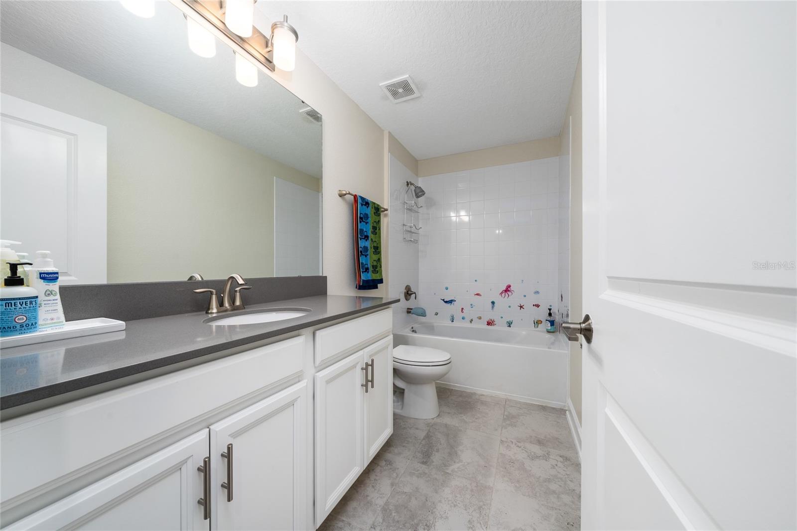 STOREY PK-PH 5 - Residential