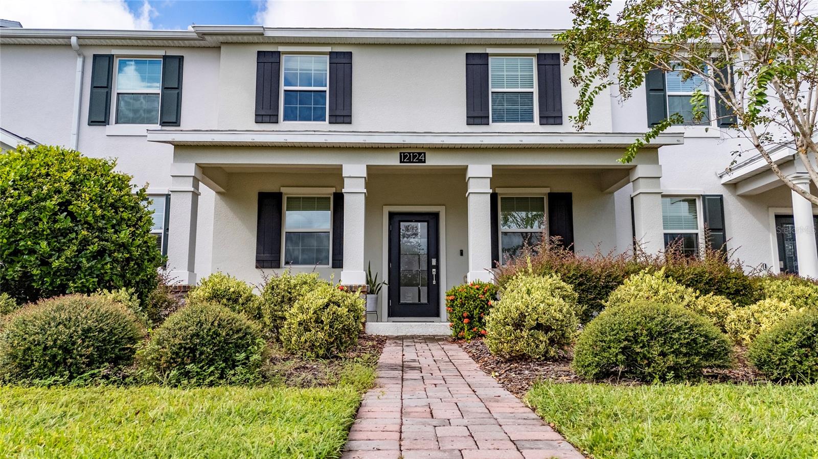 STOREY PK-PH 5 - Residential