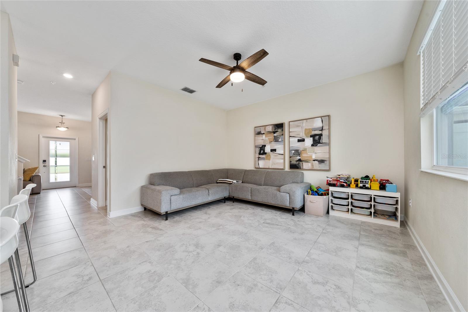 STOREY PK-PH 5 - Residential