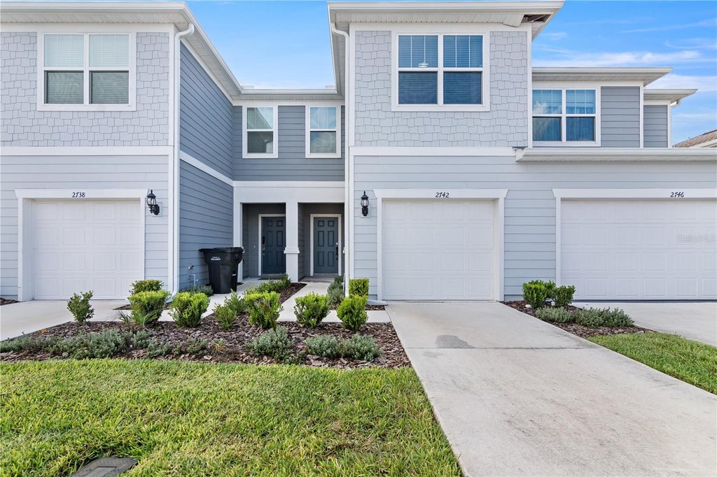 Photo of 2742 Fetching Trail, Davenport, FL 33896 (MLS # O6442961)