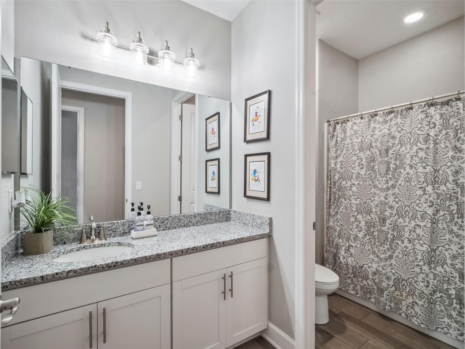 ROPER RESERVE - Residential