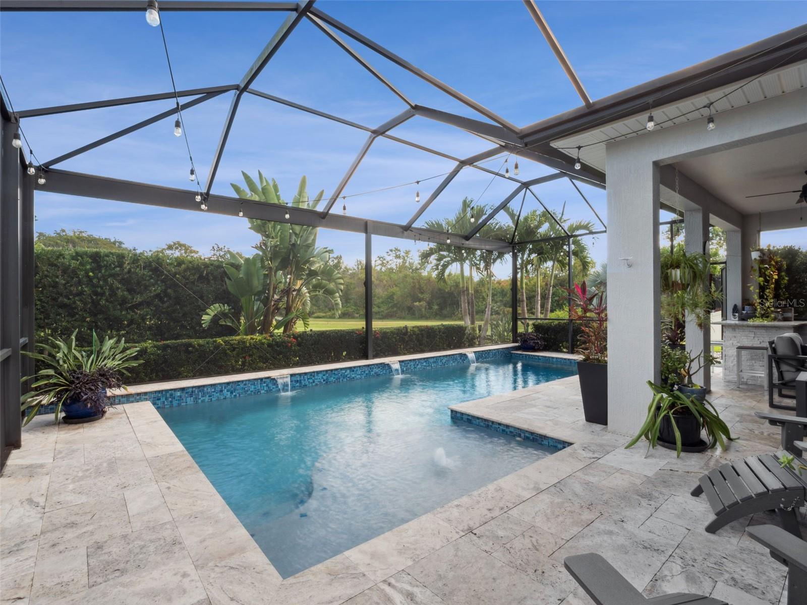 ROPER RESERVE - Residential