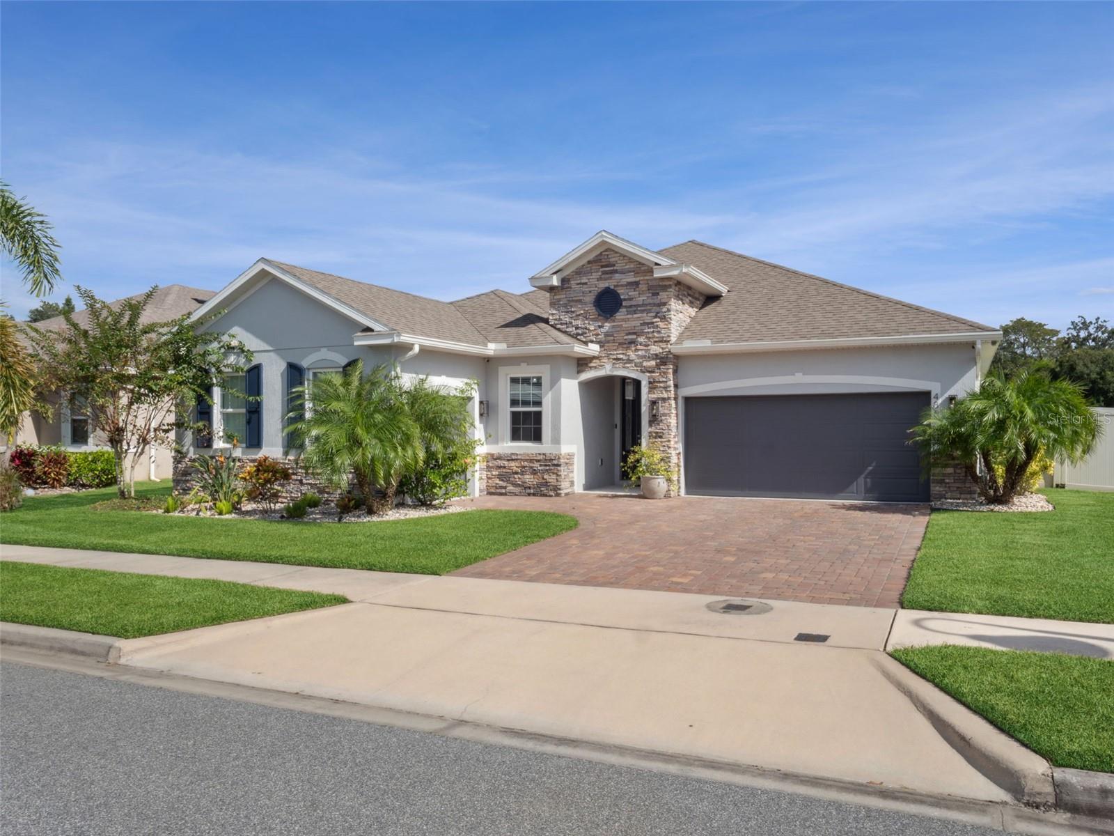 ROPER RESERVE - Residential