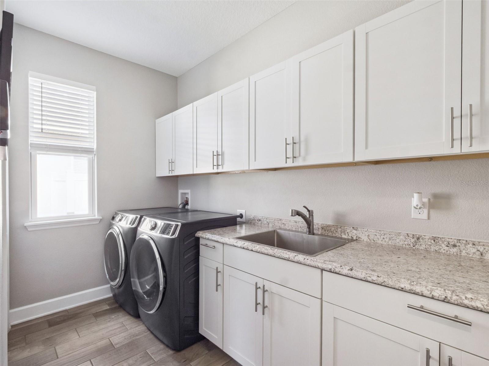 ROPER RESERVE - Residential