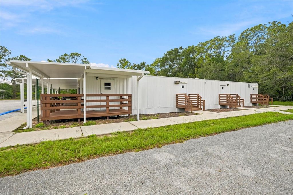 Photo of 15464 Cortez Boulevard, Brooksville, FL 34613 (MLS # W7887536)