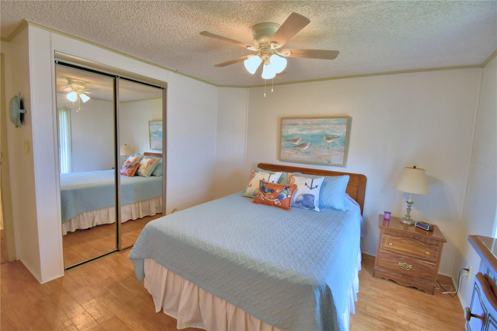 COLONNADES PH 1 - Residential