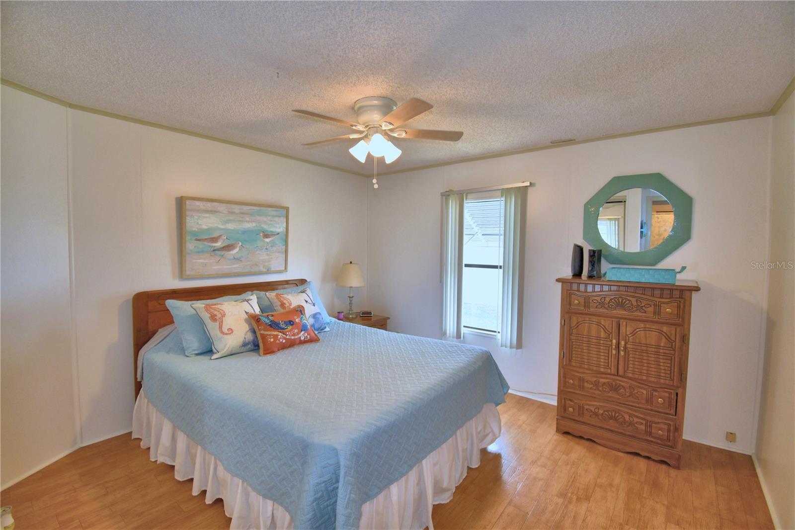 COLONNADES PH 1 - Residential