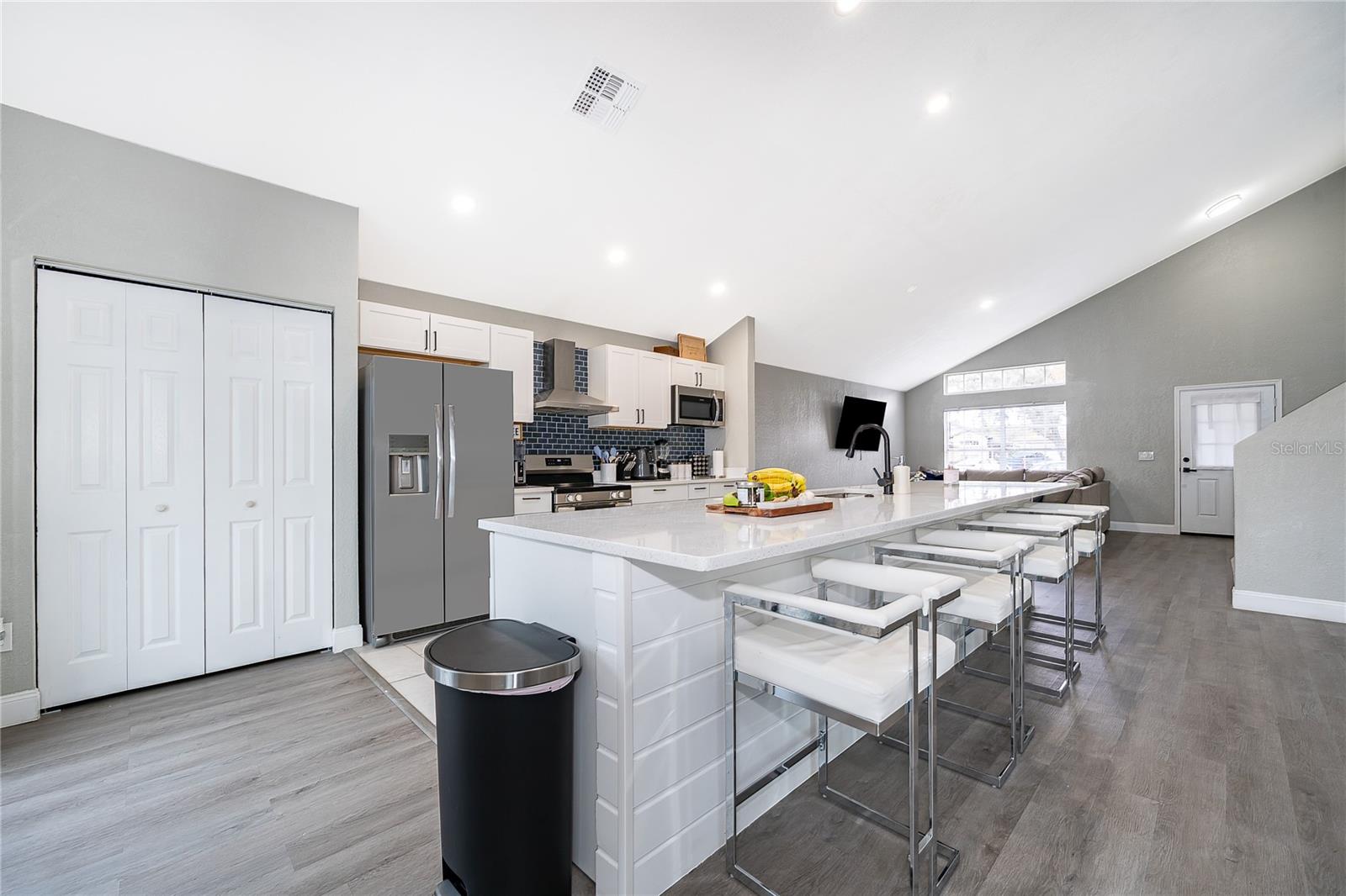 BRIDGEWATER - Residential