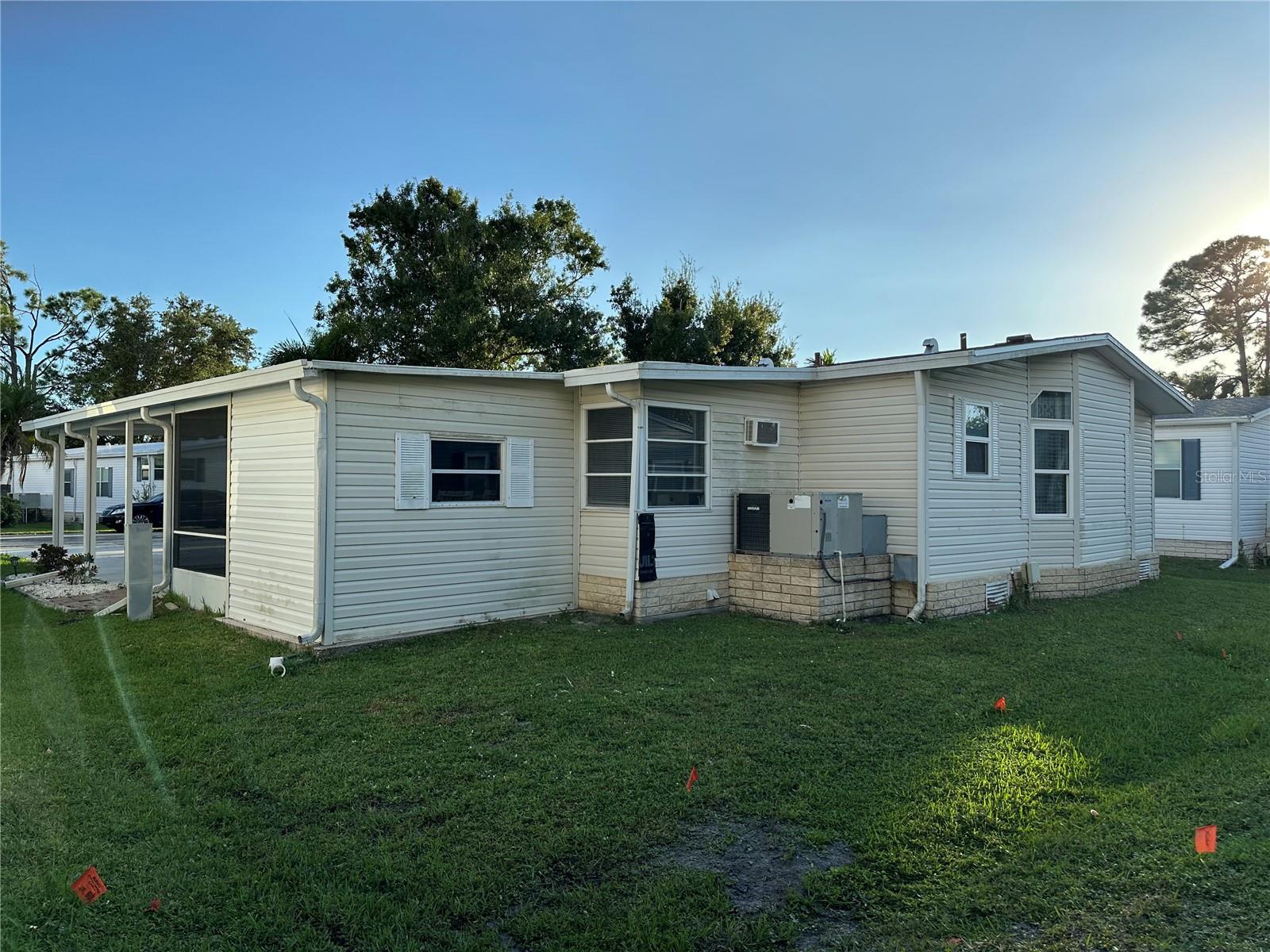 RIVERWALK MHP CO-OP - Residential