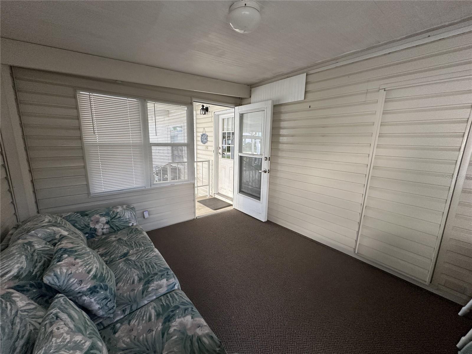RIVERWALK MHP CO-OP - Residential