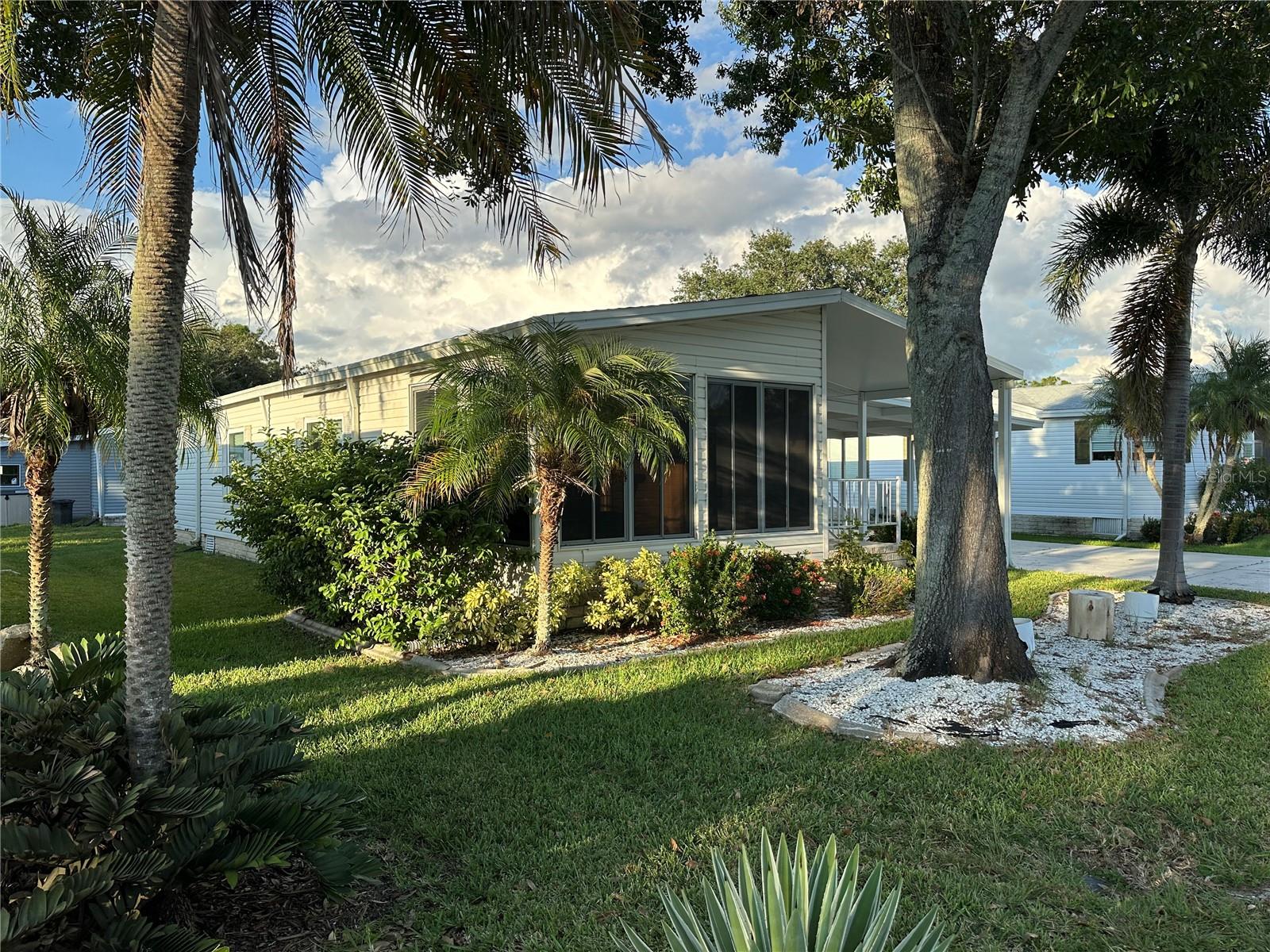 RIVERWALK MHP CO-OP - Residential