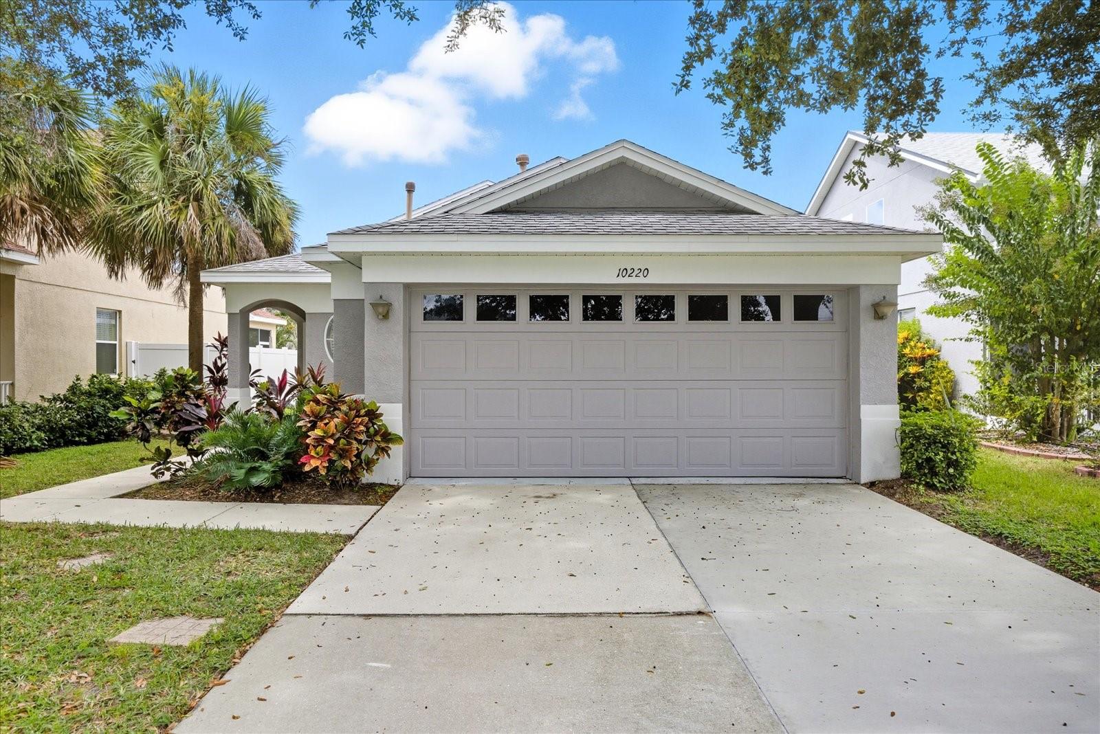 This is a 3 bedroom, 2 bath home in the Aberdeen community of Parrish, built in 2005. DRIVEWAY just repaved (Sept 2025). It features a spacious open floor plan with high ceilings, creating a bright and airy feel upon entry. The kitchen includes solid wood cabinets, a breakfast bar, pantry, double stainless-steel sink, and sliders that open to a screened-in lanai. The lanai provides a peaceful setting overlooking a pond, home to various birds.
The home features a split floor plan with the master bedroom at the back, offering pond views, two closets, and a private bath. Two additional bedrooms, a guest bath, and a den/office are off the great room. The total living area is 1,411 square feet.
Located in the Aberdeen community on a quiet cul-de-sac, the property offers a walking trail, playground, and is pet friendly. The location provides convenient access to major highways, shopping, restaurants, schools, and other amenities.