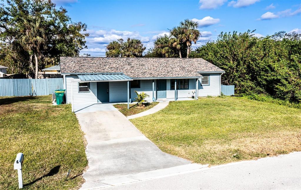 Photo of 20310 Lorenzo Avenue, Port Charlotte, FL 33952 (MLS # A4664286)