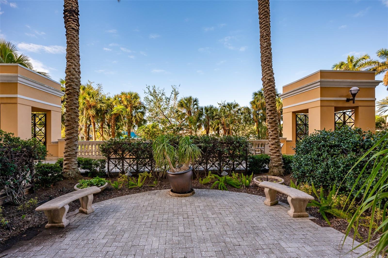 RENAISSANCE 1 - Residential