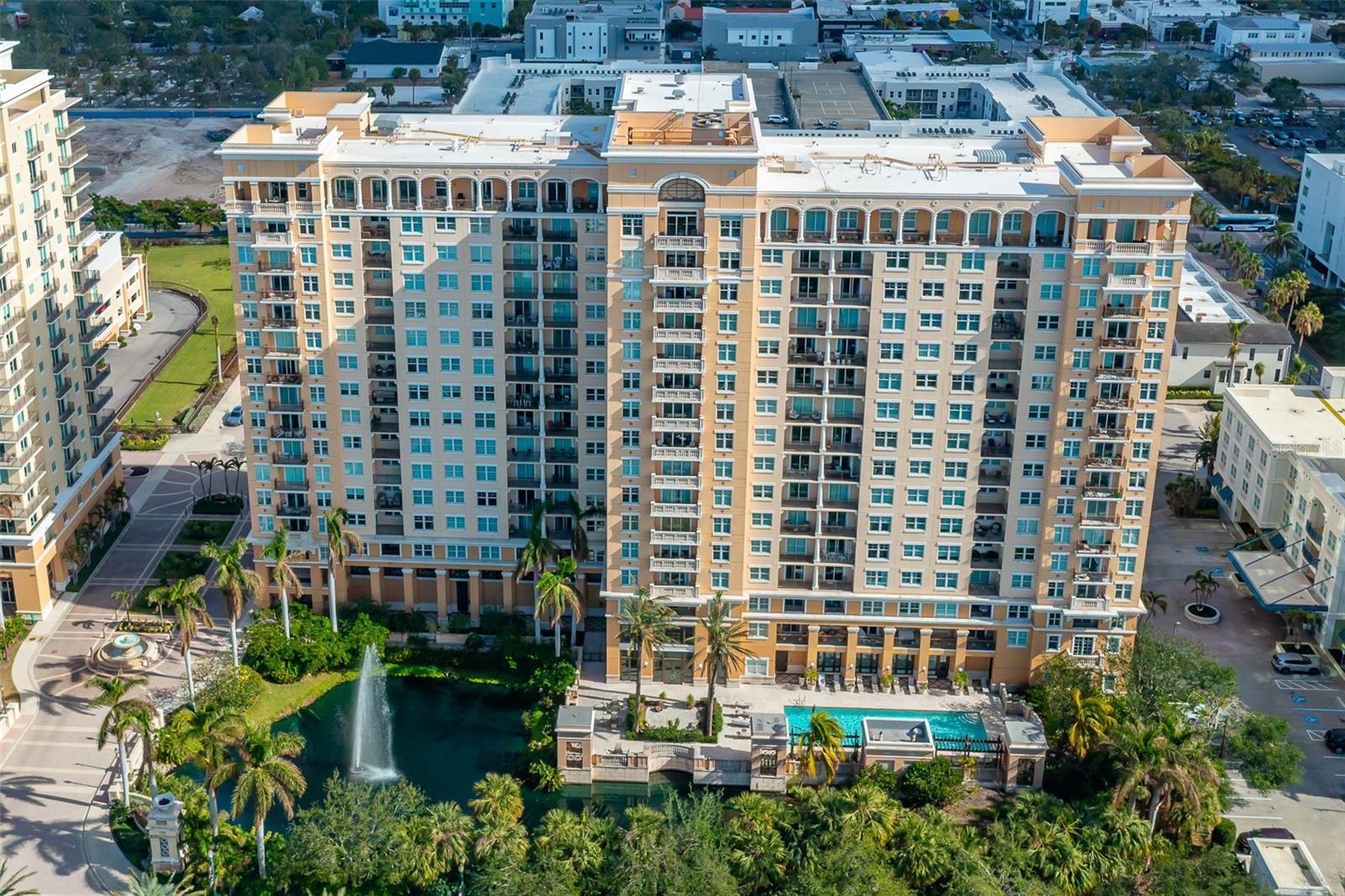 RENAISSANCE 1 - Residential